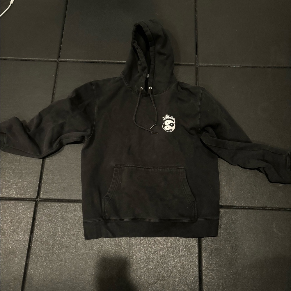 Stüssy Yin and Yang hoodie